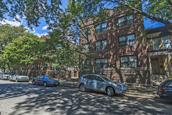 5015 S Champlain Ave property